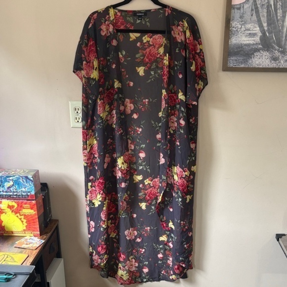 ❤️FINAL SALE❤️ Torrid Gray Floral Print Chiffon Maxi Kimono Size 00X/0X